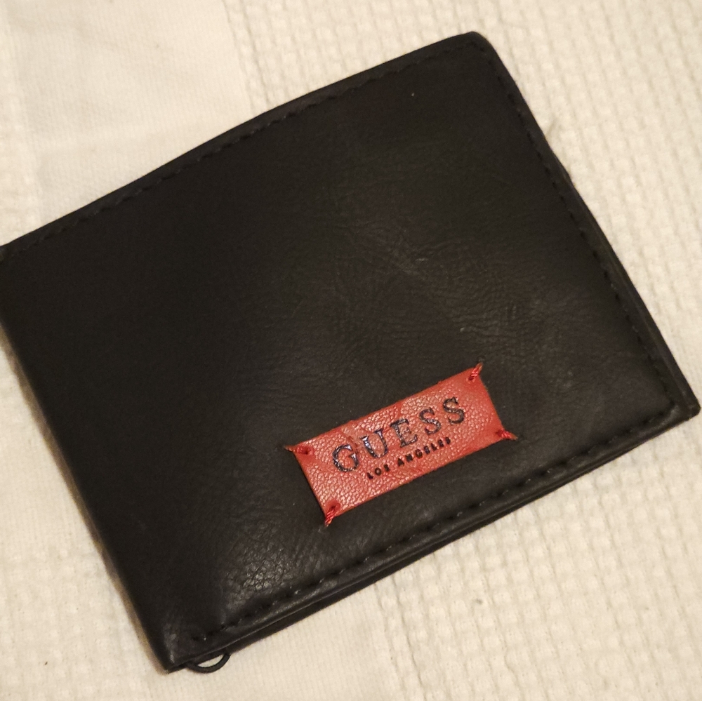 Tommy Hilfiger Bi-Fold Men's Wallet